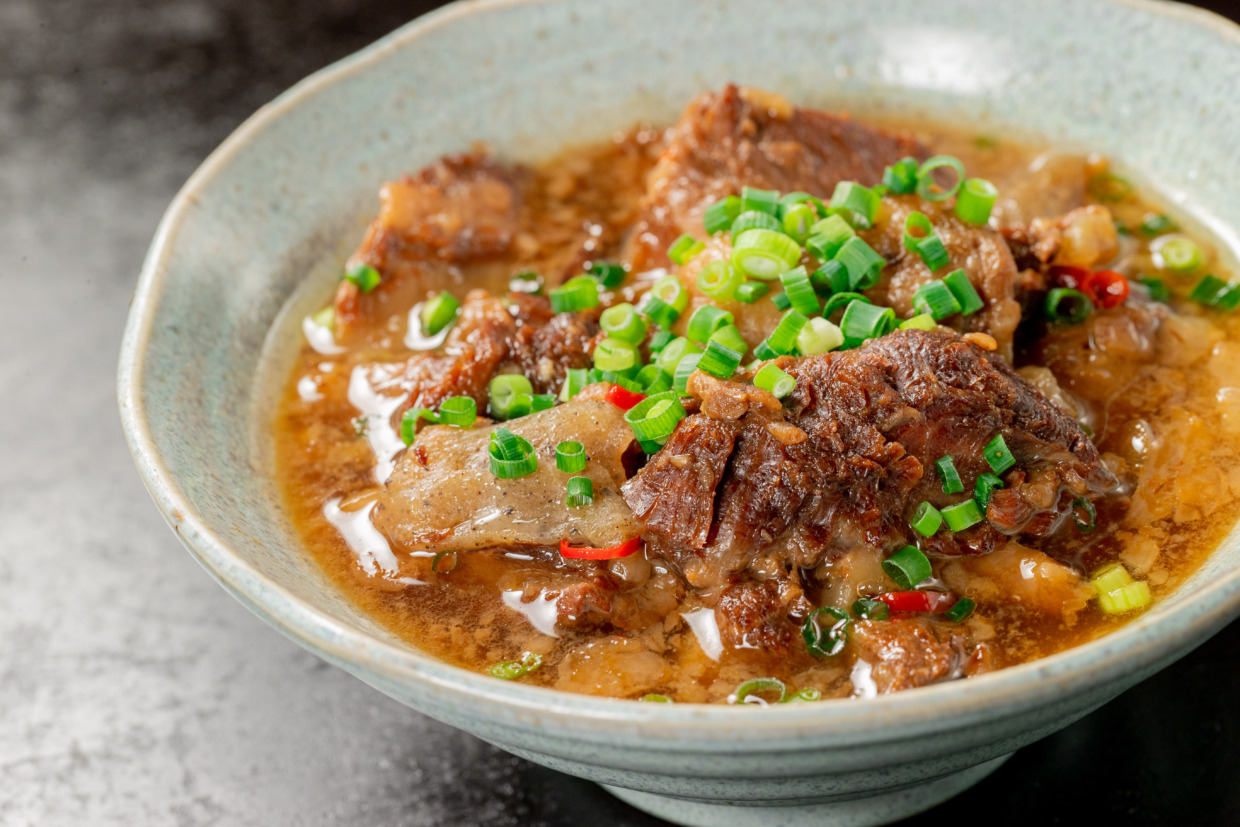 肉乃小野寺×SAITANIYA　牛すじ煮込み